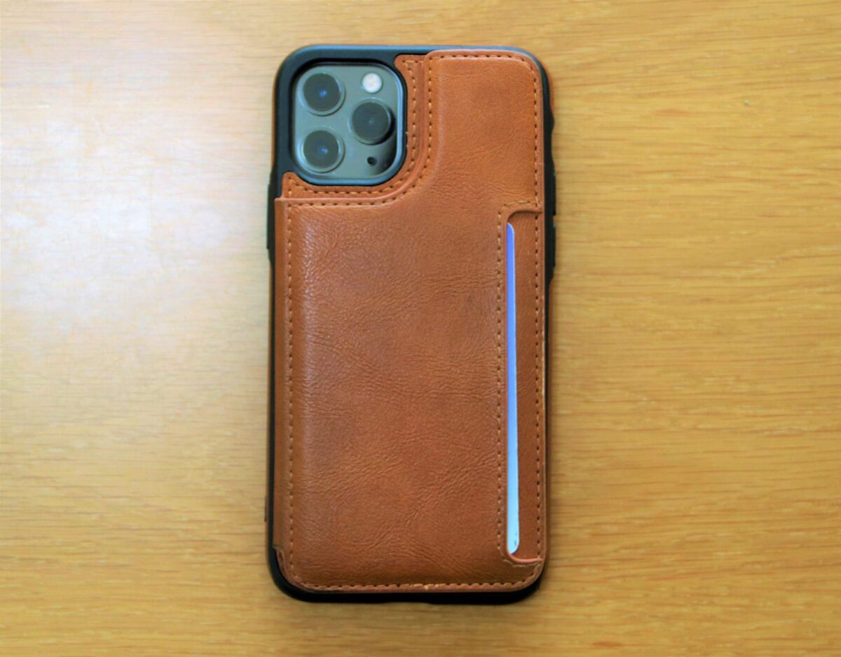 背面収納付きのスマホケース