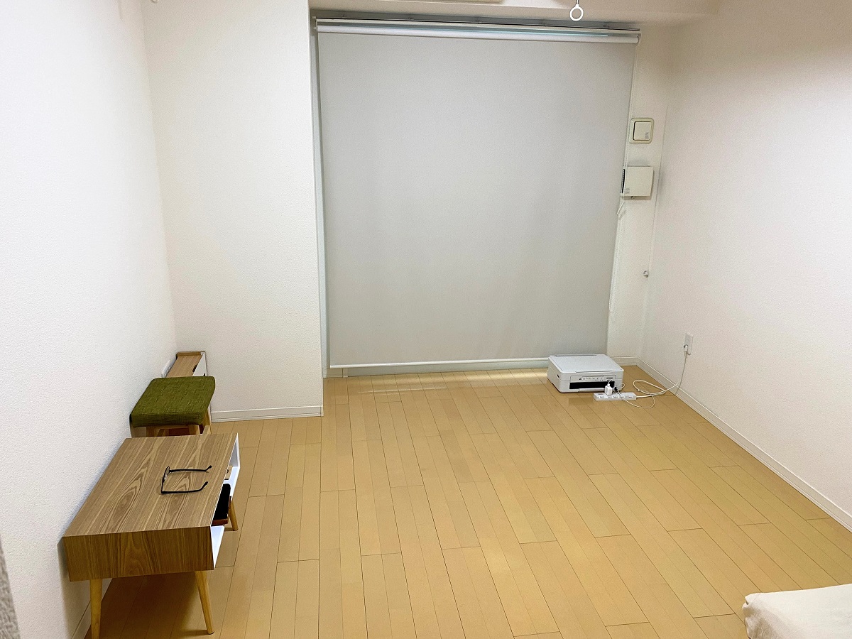 ミニマリストフリーランスの部屋