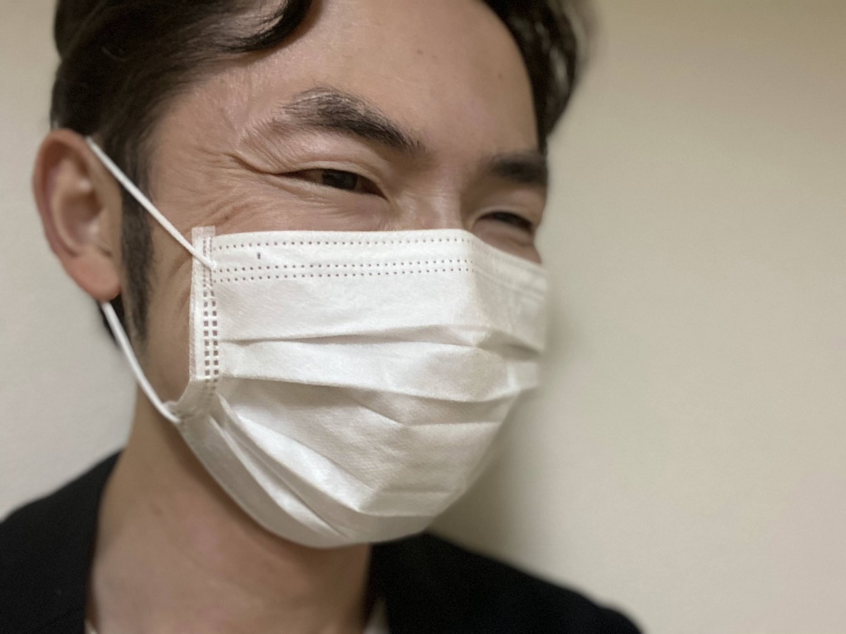 男の美容 目じりのシワをボトックスで減らした体験談 画像 医療ライター庄部勇太の取材ノート 男の美容 目じりのシワをボトックスで減らした体験談 画像 医療ライター庄部勇太の取材ノート